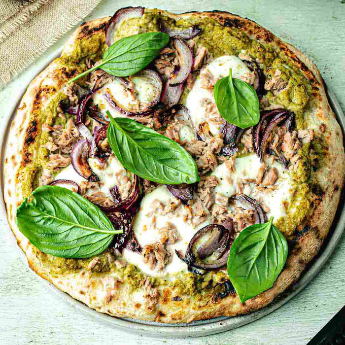Tuna Pizza with Broccoli and Mascarpone Cream