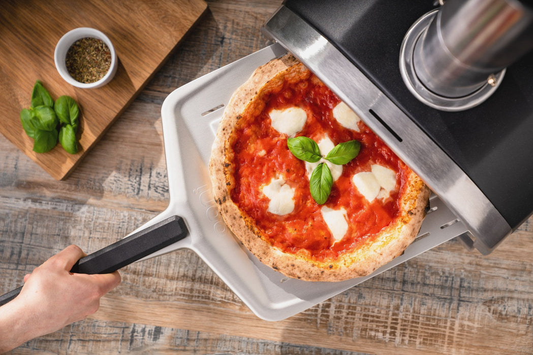 Ooni Fyra 12 Portable Pellet Pizza Oven + Peel
