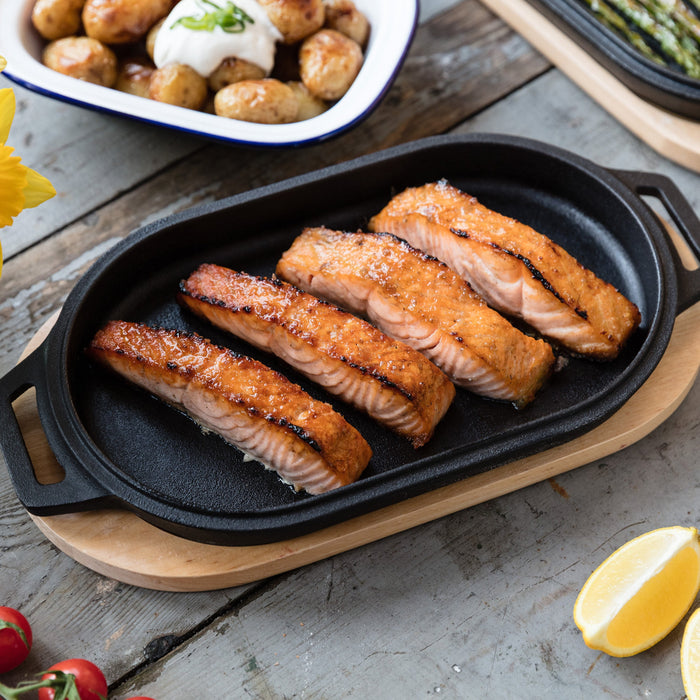 Ooni Cast Iron Sizzler Pan | Ooni USA | Click this image to open up the product gallery modal. The product gallery modal allows the images to be zoomed in on.