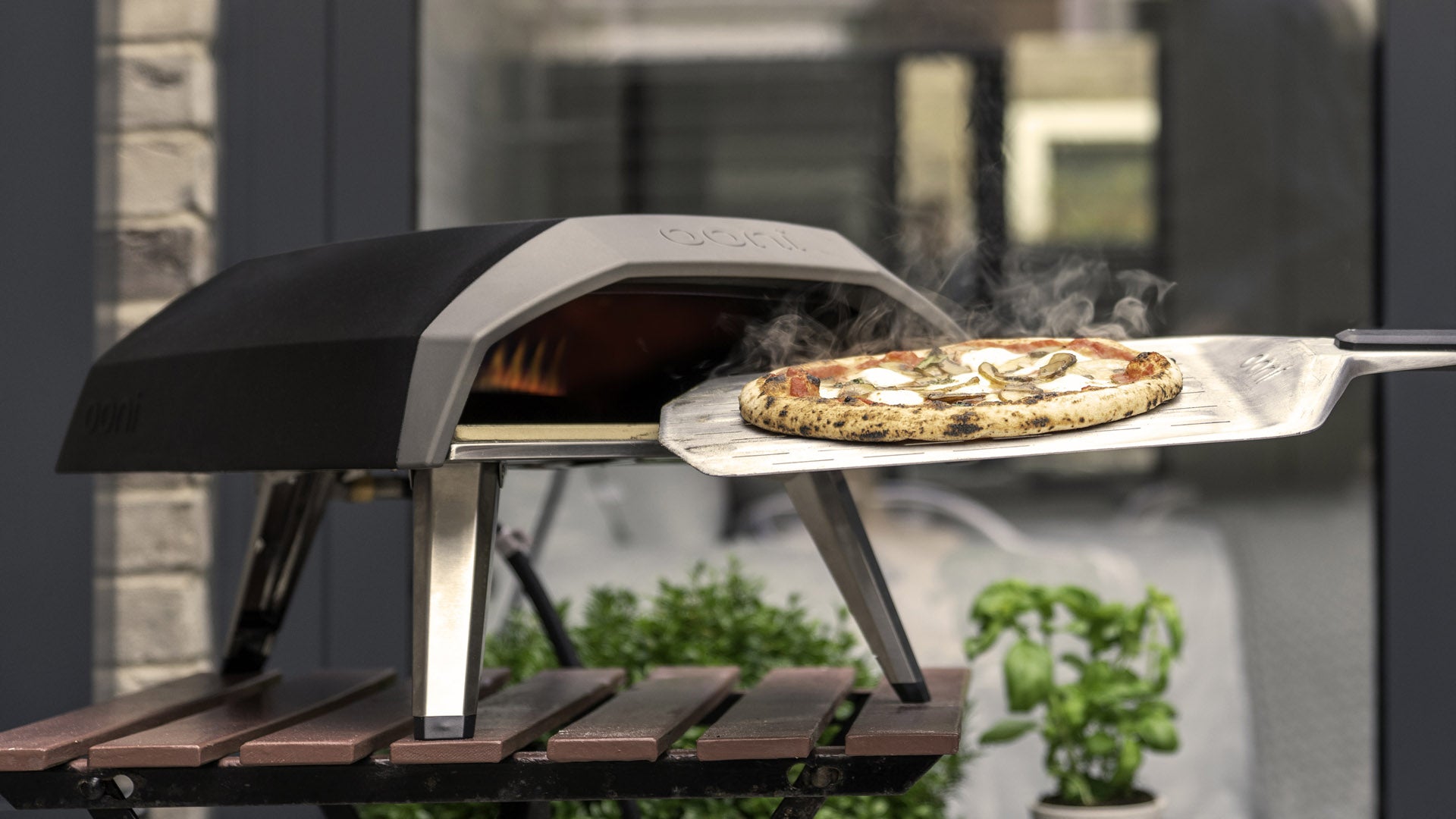 Ooni Koda 12 in. Liquid Propane Outdoor Pizza Oven Black